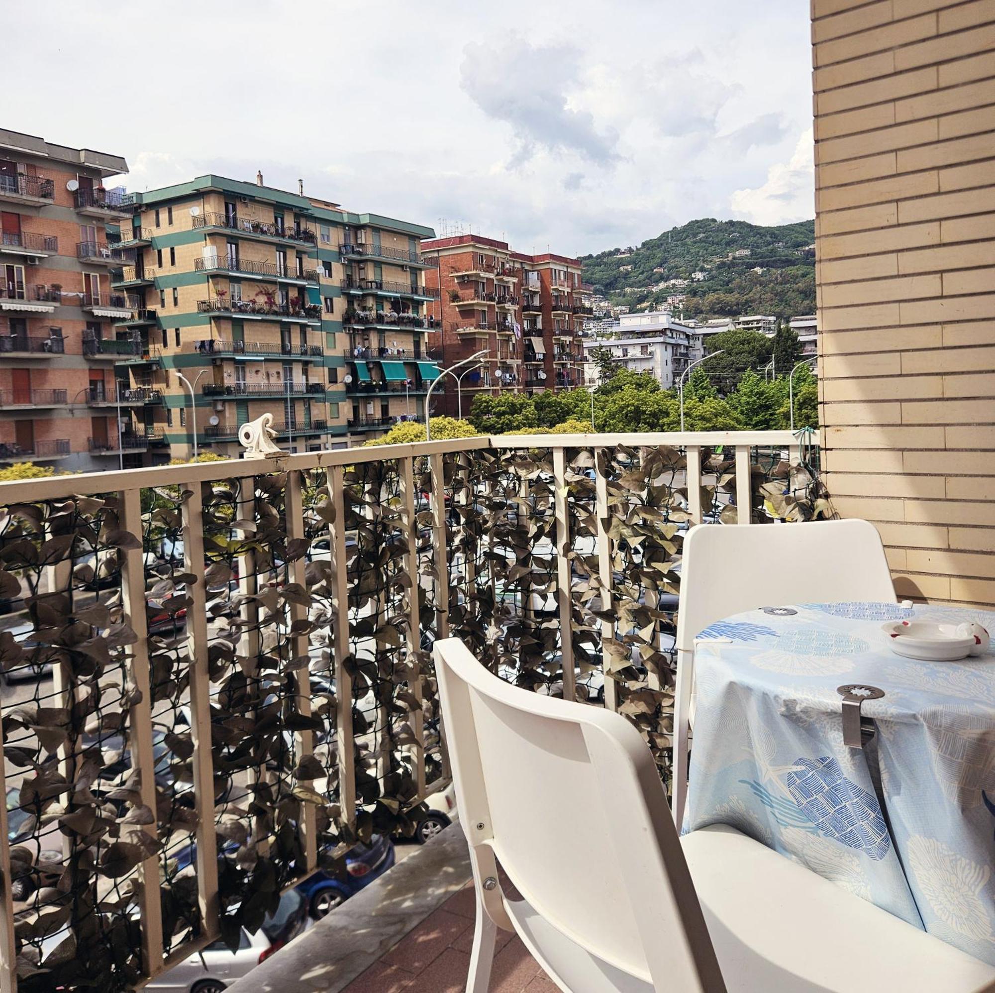 Stella Marina Apartment ซาแลร์โน ภายนอก รูปภาพ
